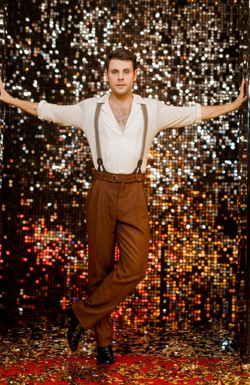 Логай Артур танці