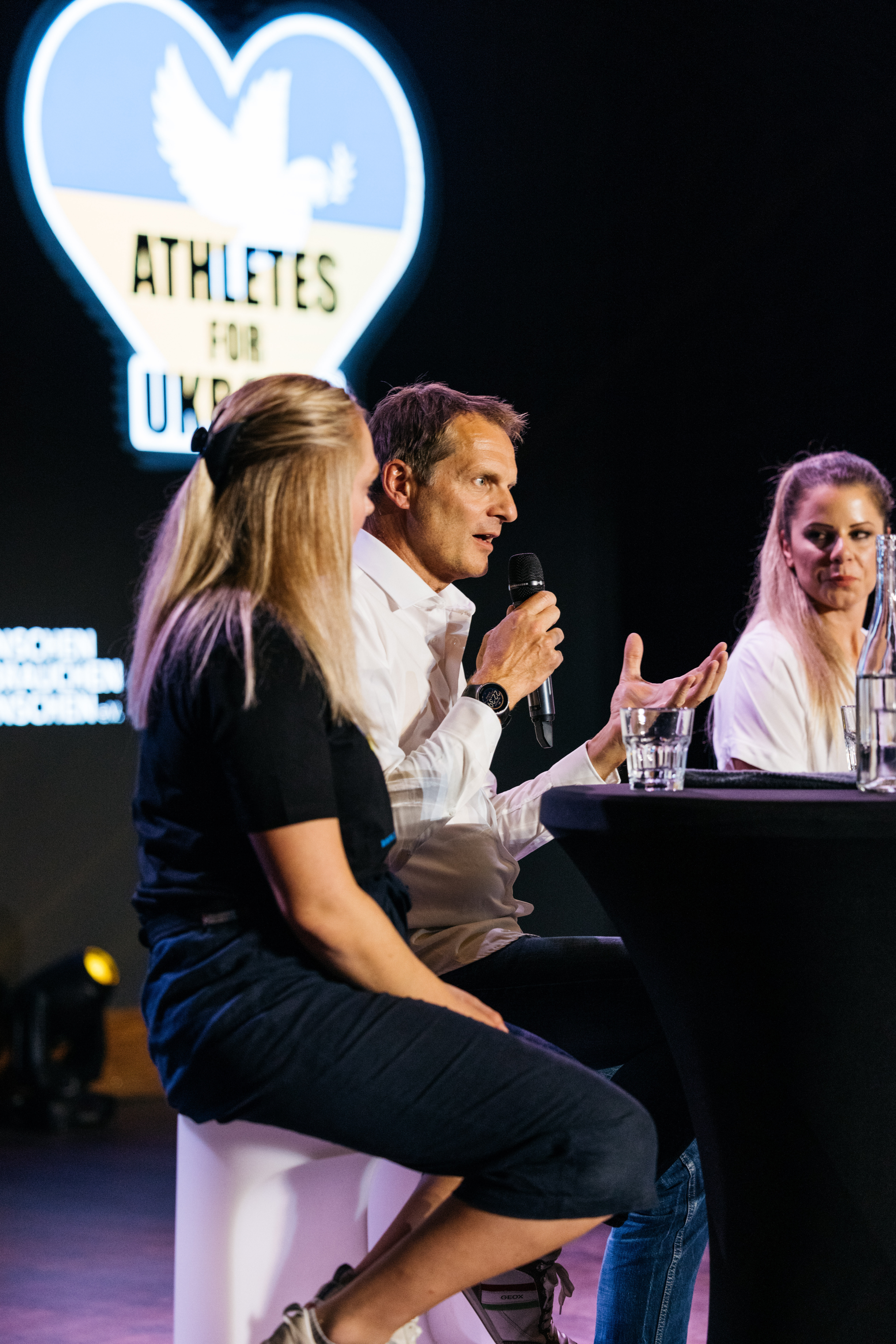 спорт фронт