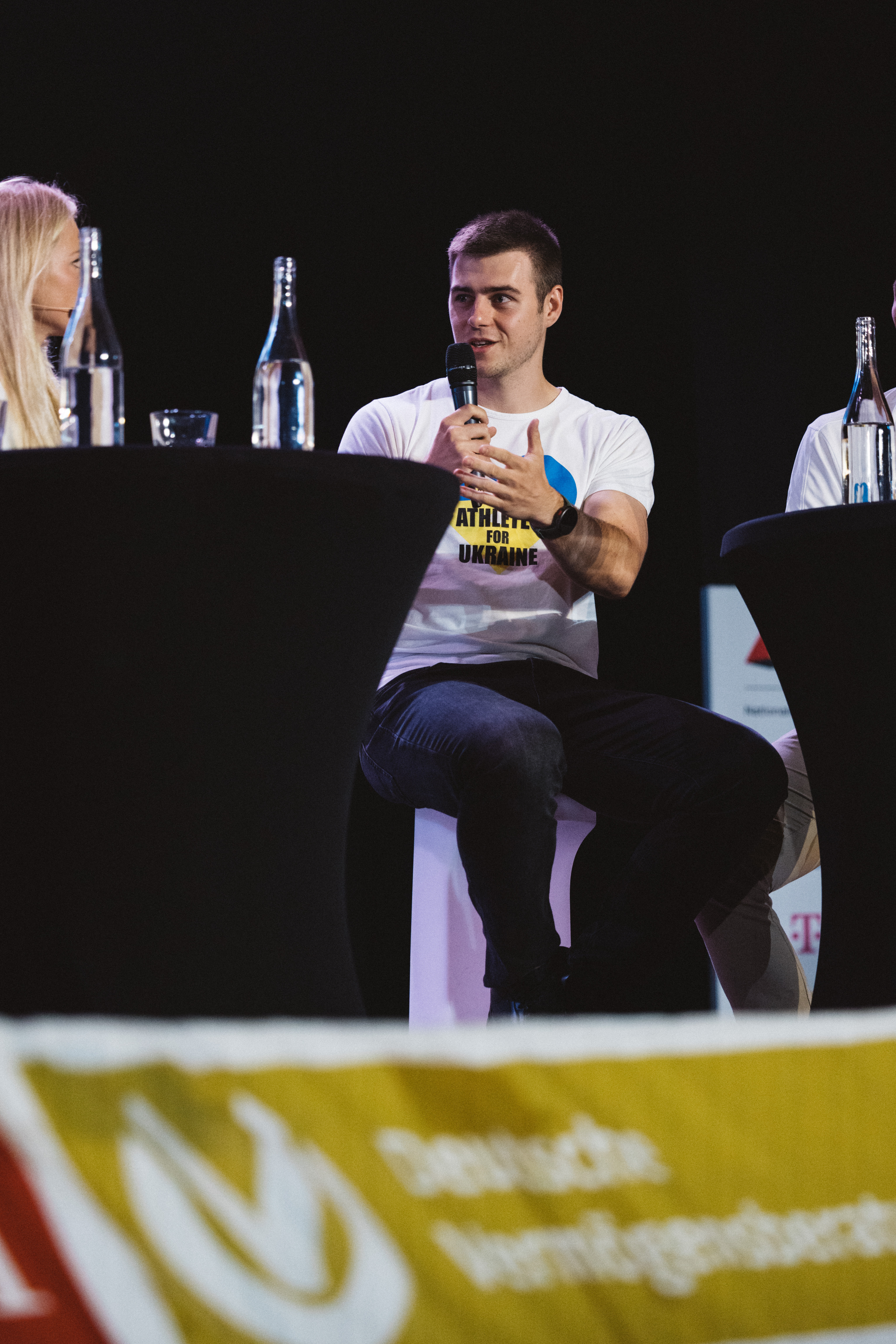 спорт фронт