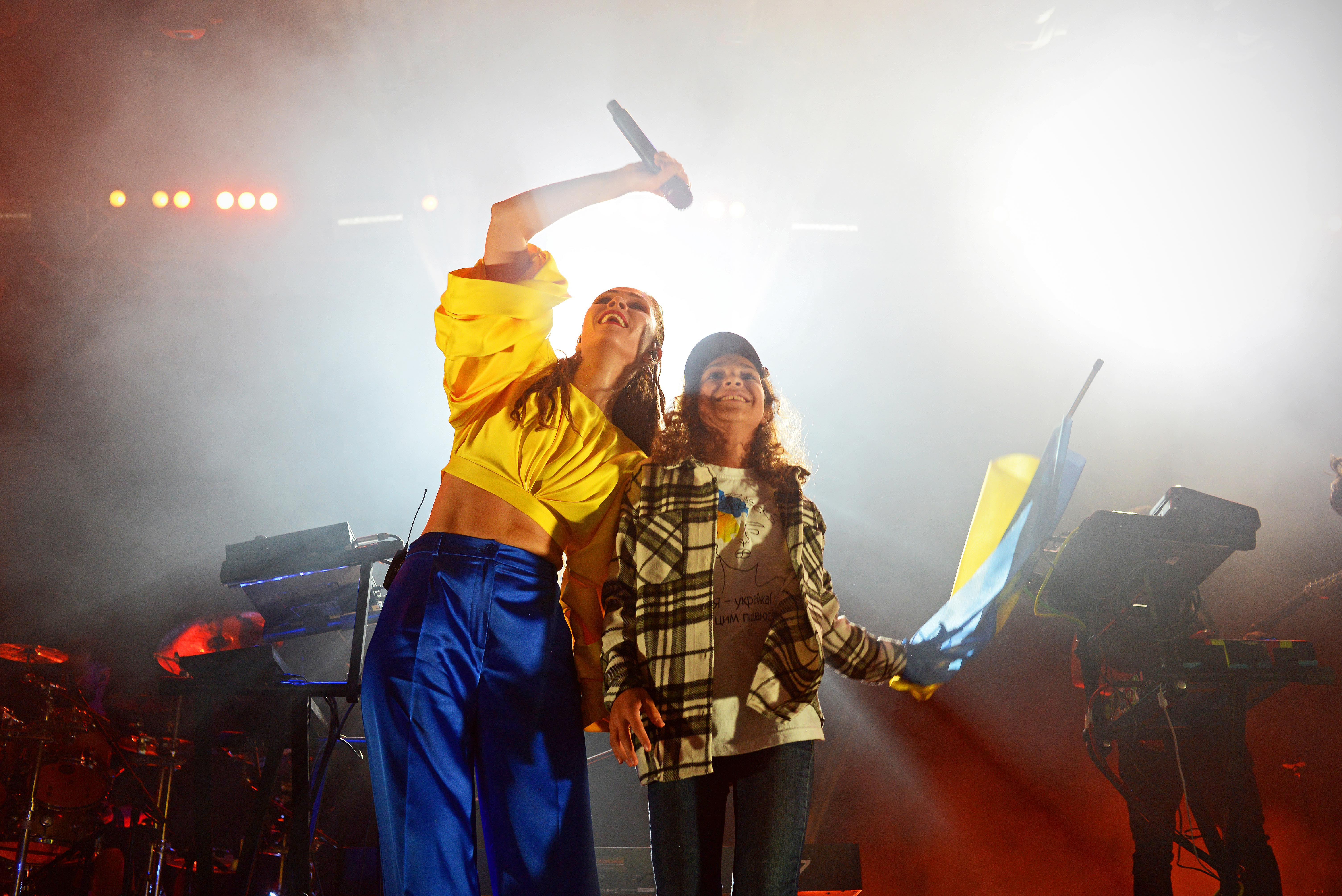 юлія саніна