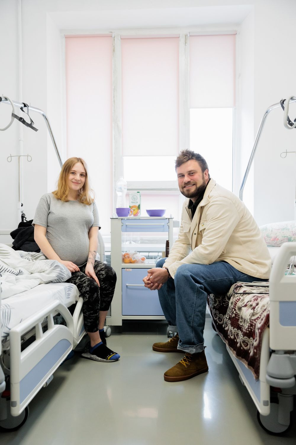 Єгор Гордєєв з вагітною пацієнткою Амосова 1+1