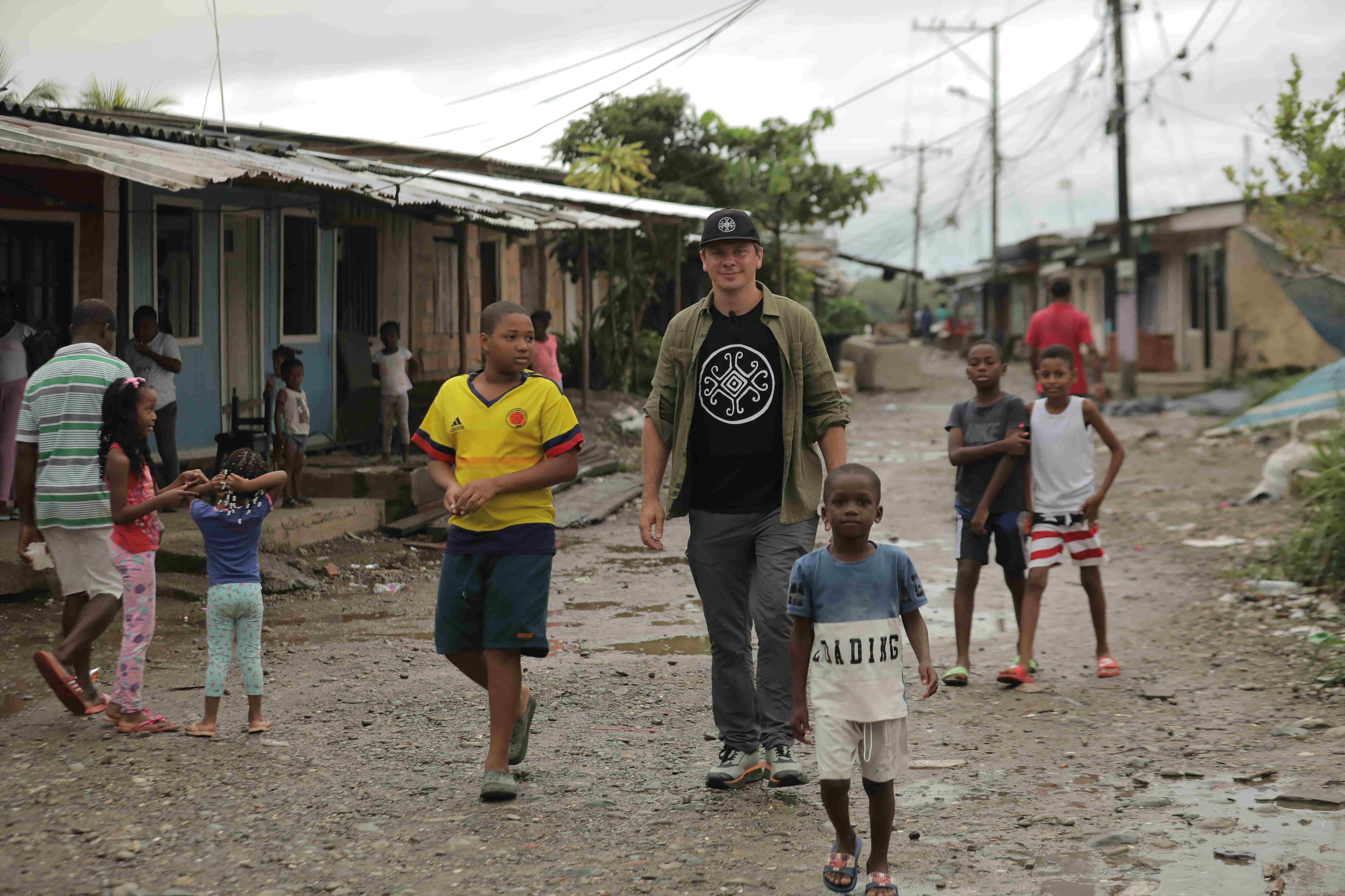 Світ навиворіт 1+1