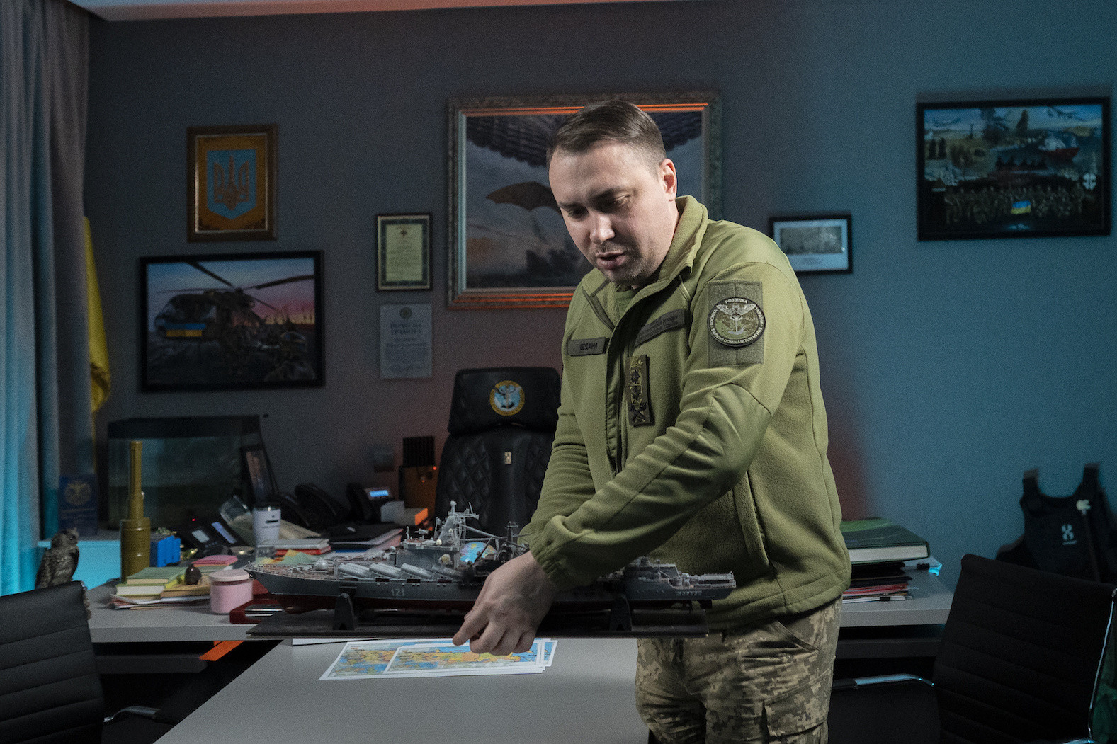 Рік.За кадром