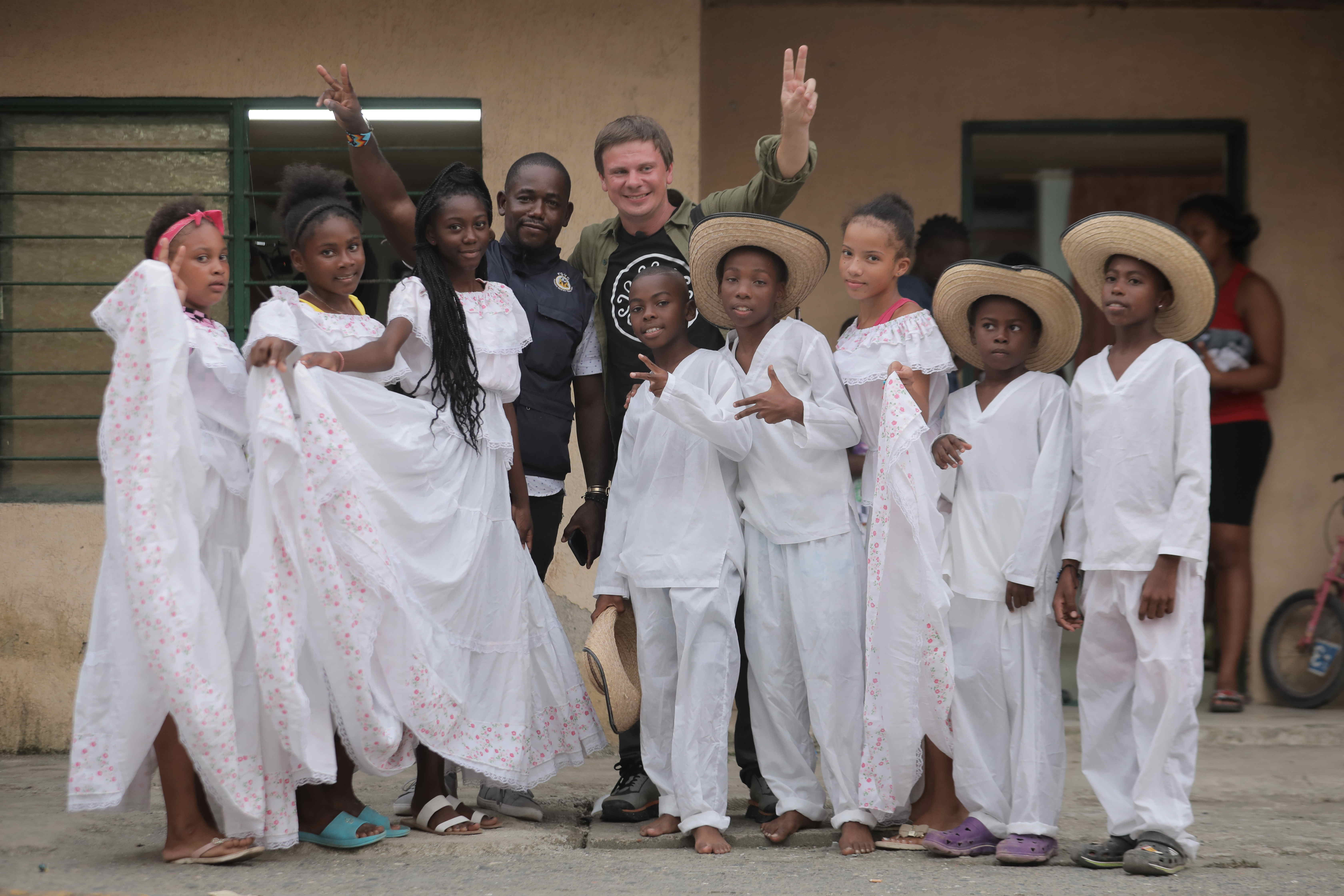 Світ навиворіт 1+1