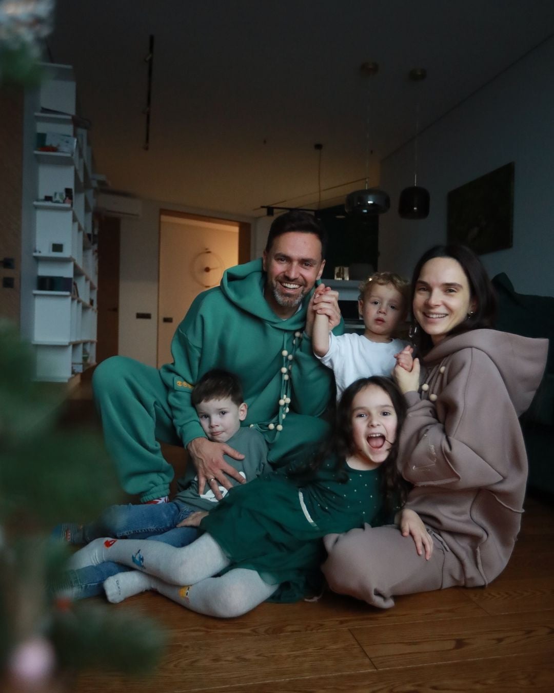 Тімур Мірошниченко з родиною