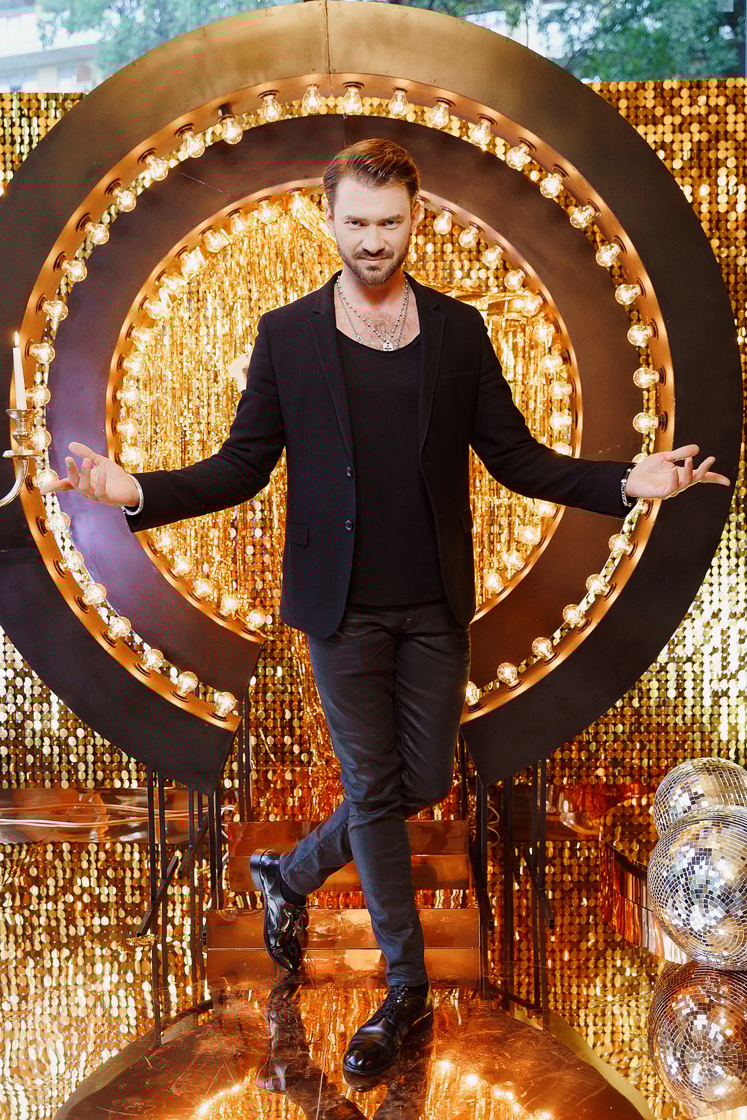 Дмитро Дікусар