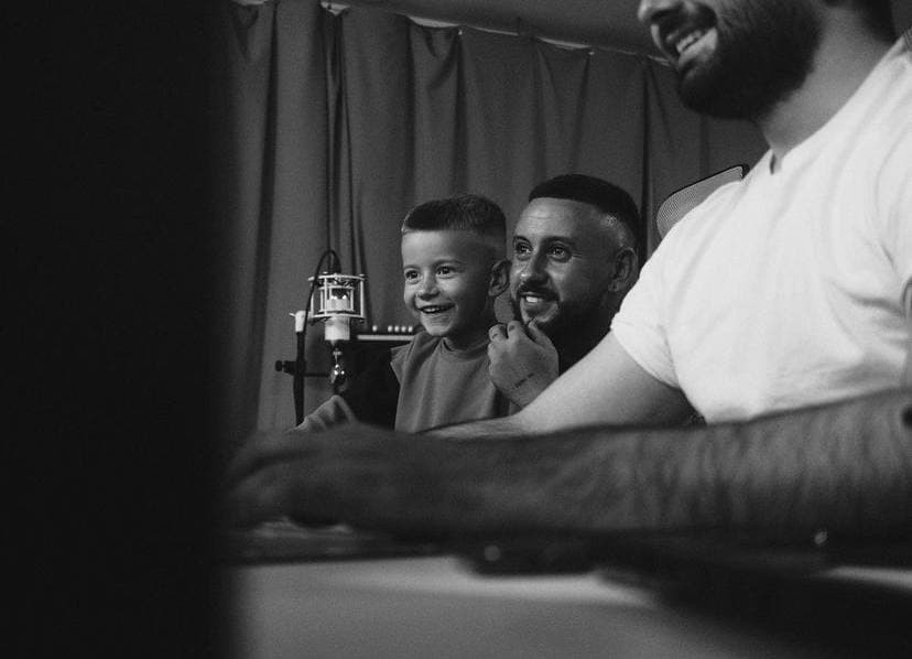 монатік діти