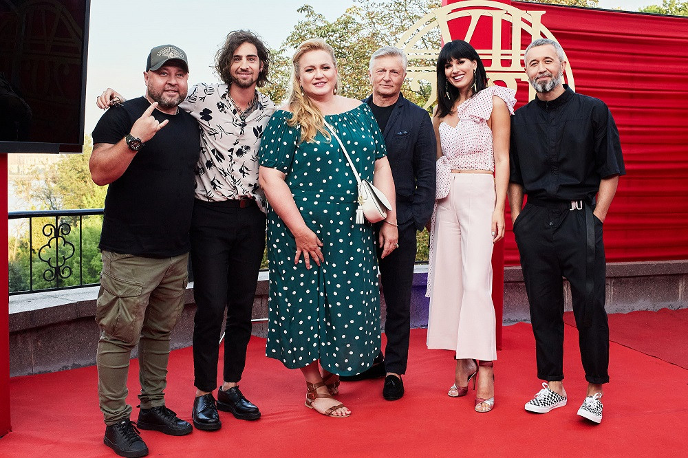 новые участники развлекательного шоу лыга смеха