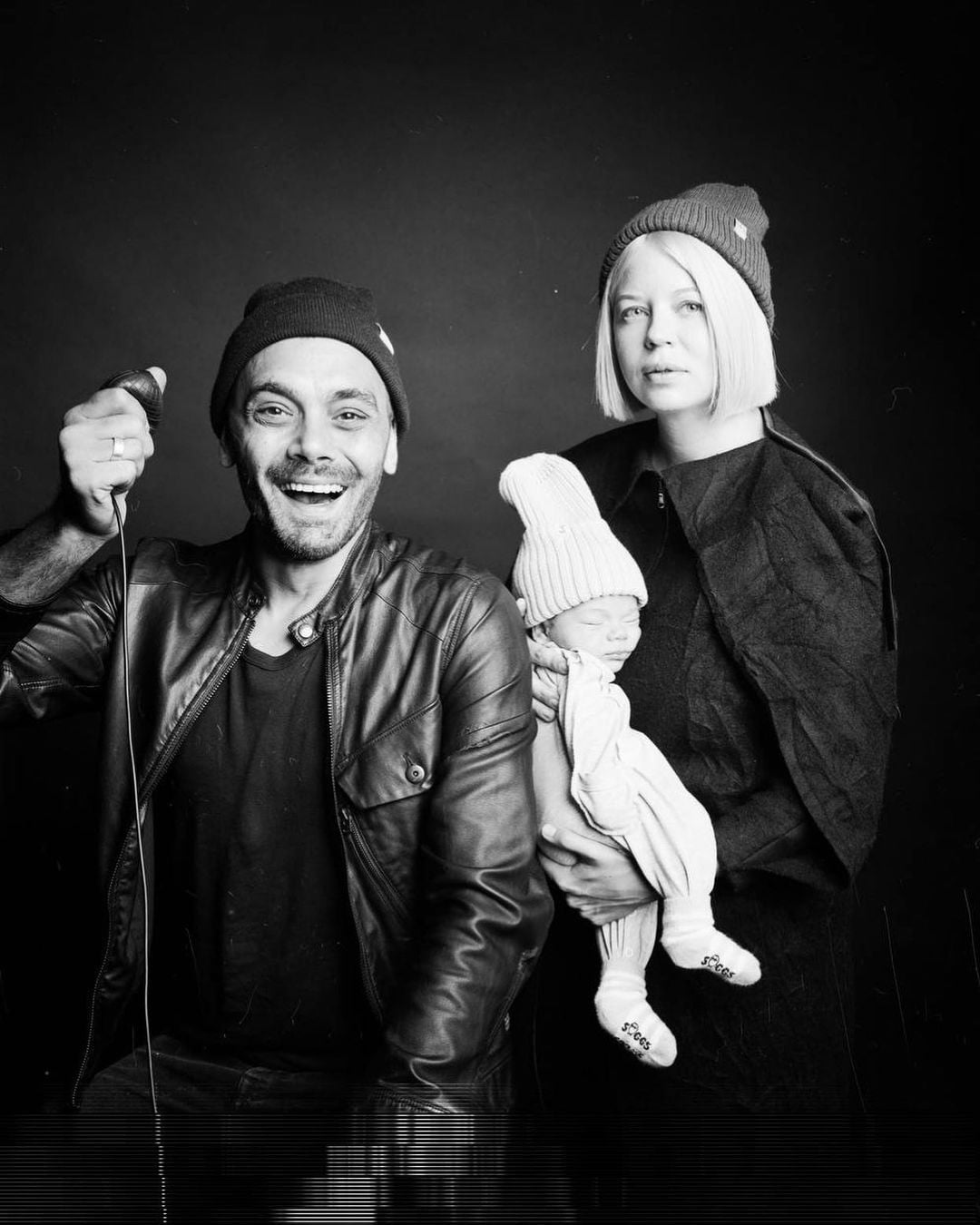 как Онукаи ее муж воспитывают сына