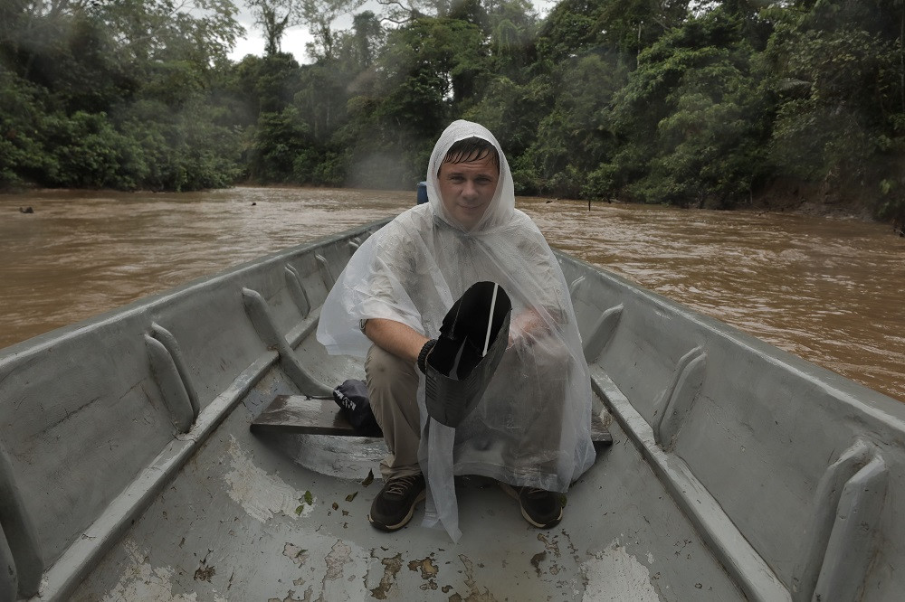 Світ навиворіт