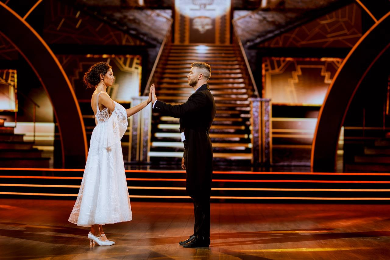 Танці з зірками