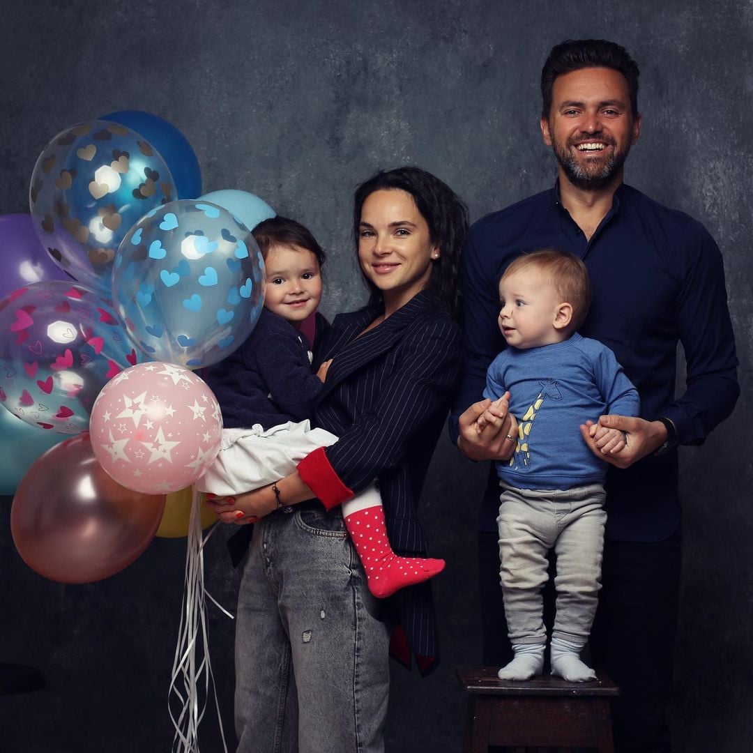 Тімур Мірошніченко з родиною фото