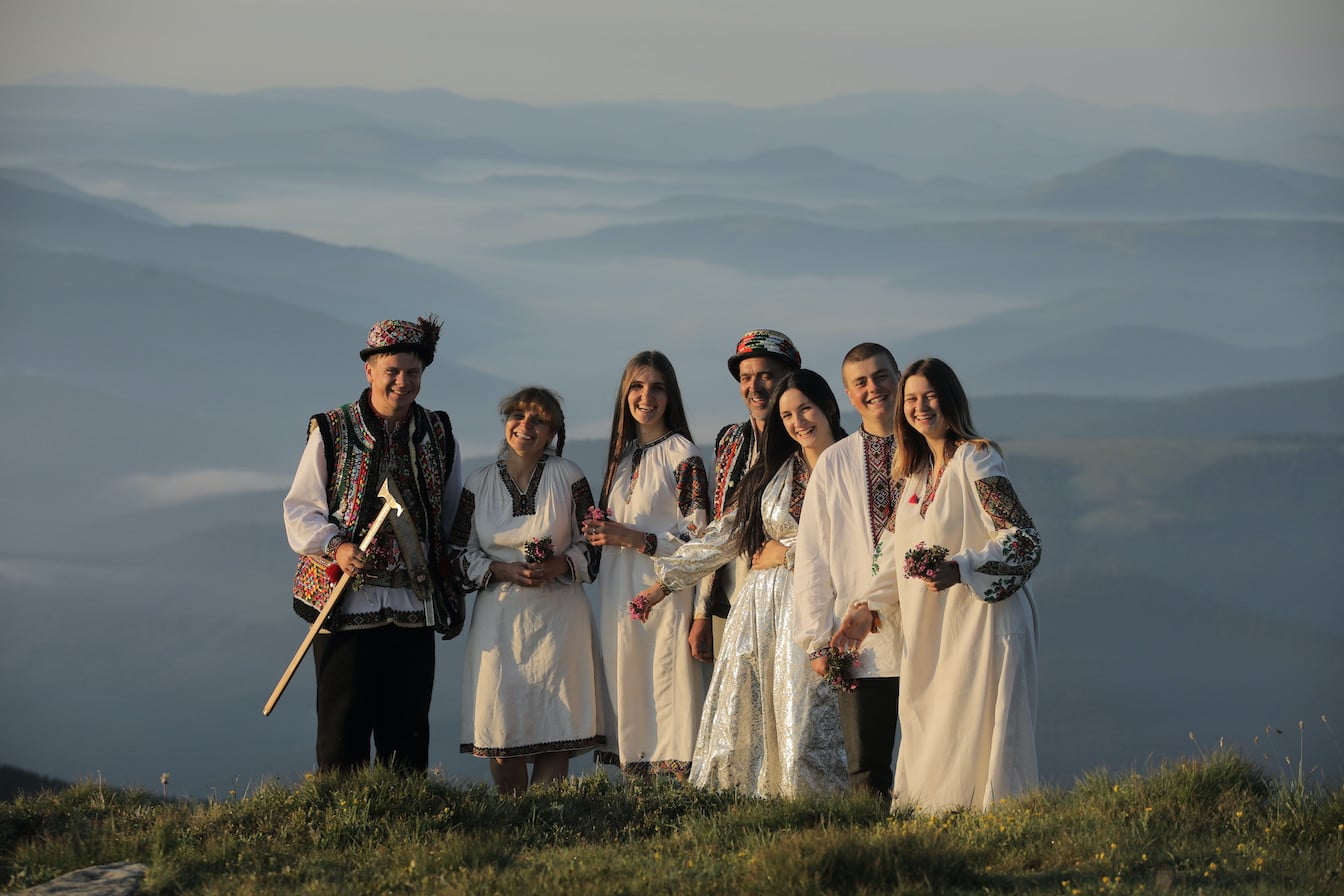 комаров фото