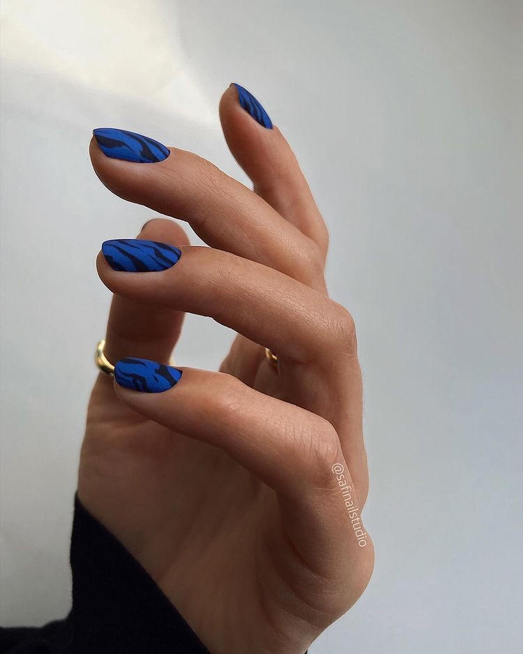 манікюр на короткі нігті