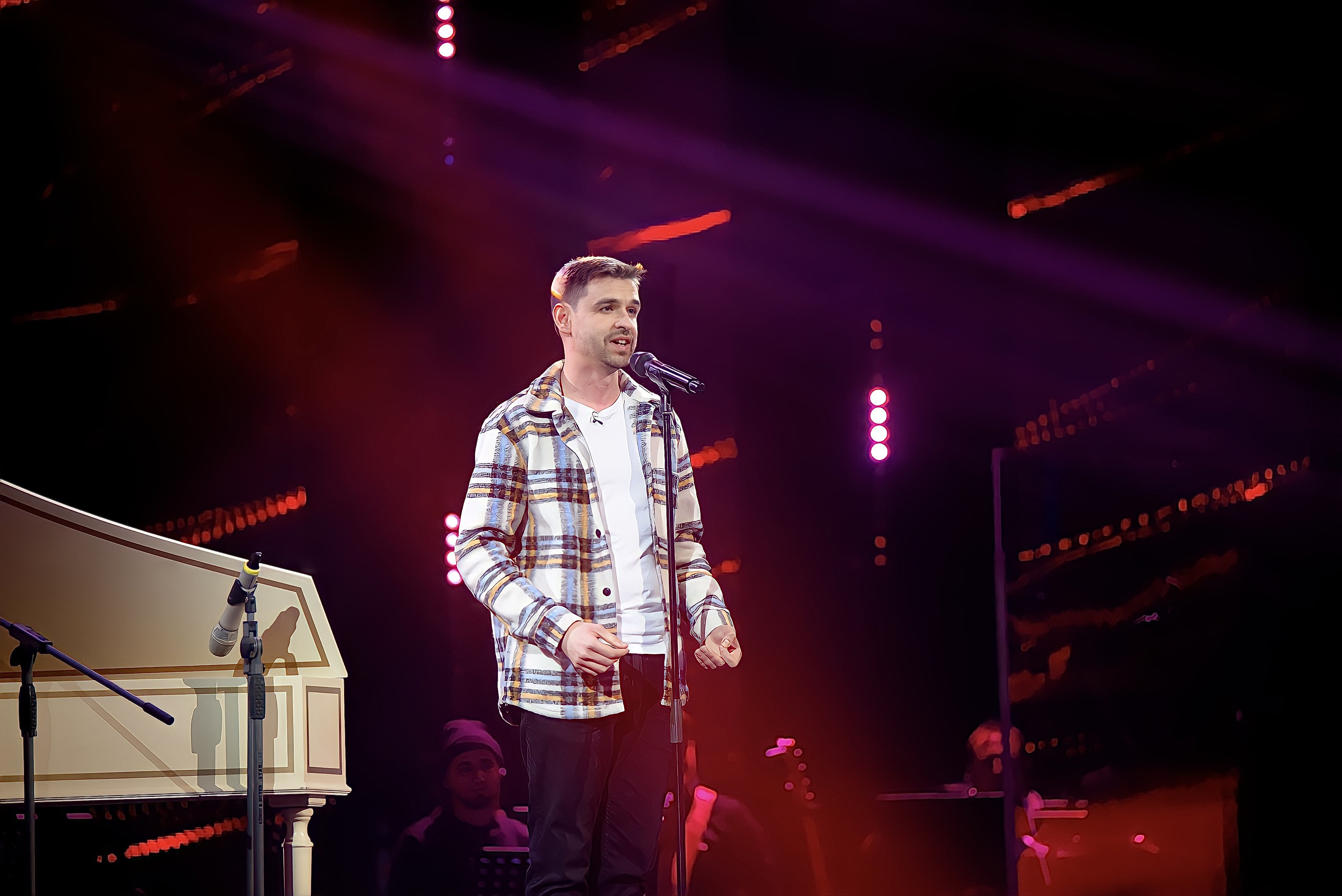 Меліш Роман