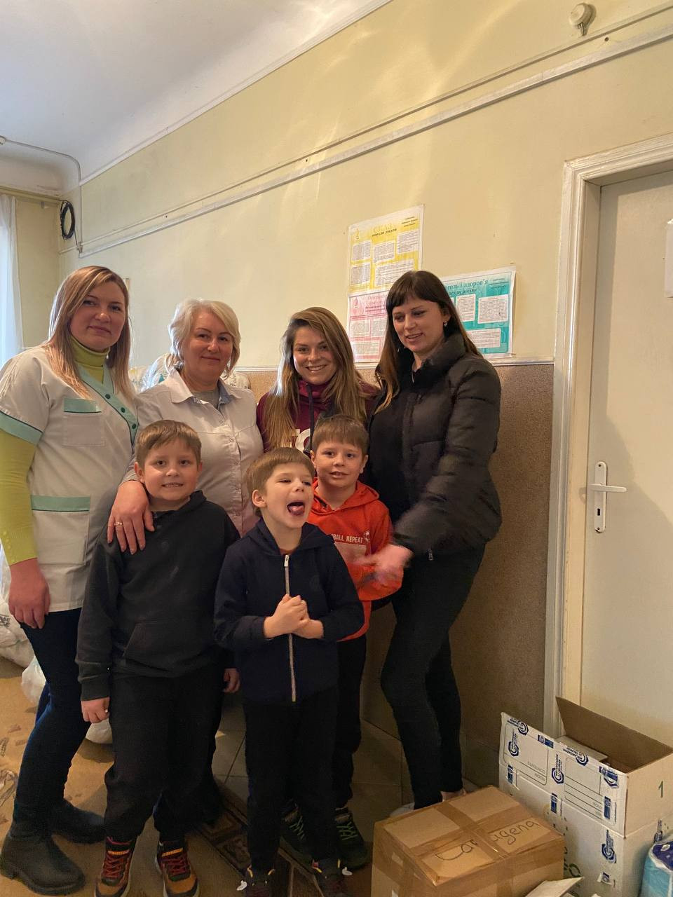 Шовкопляс благодійність