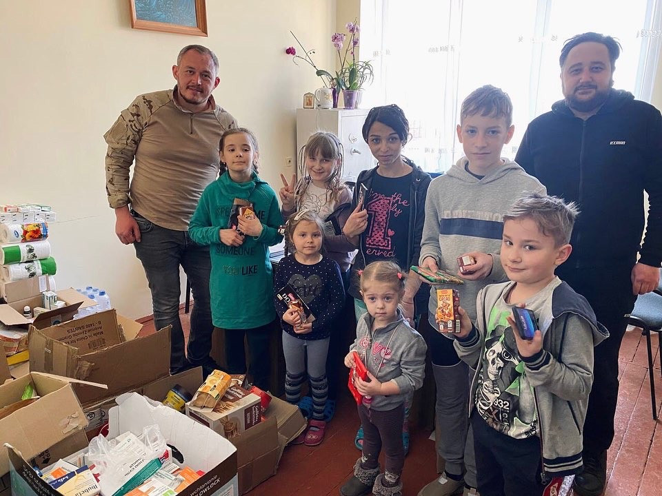 благодійність 1+1