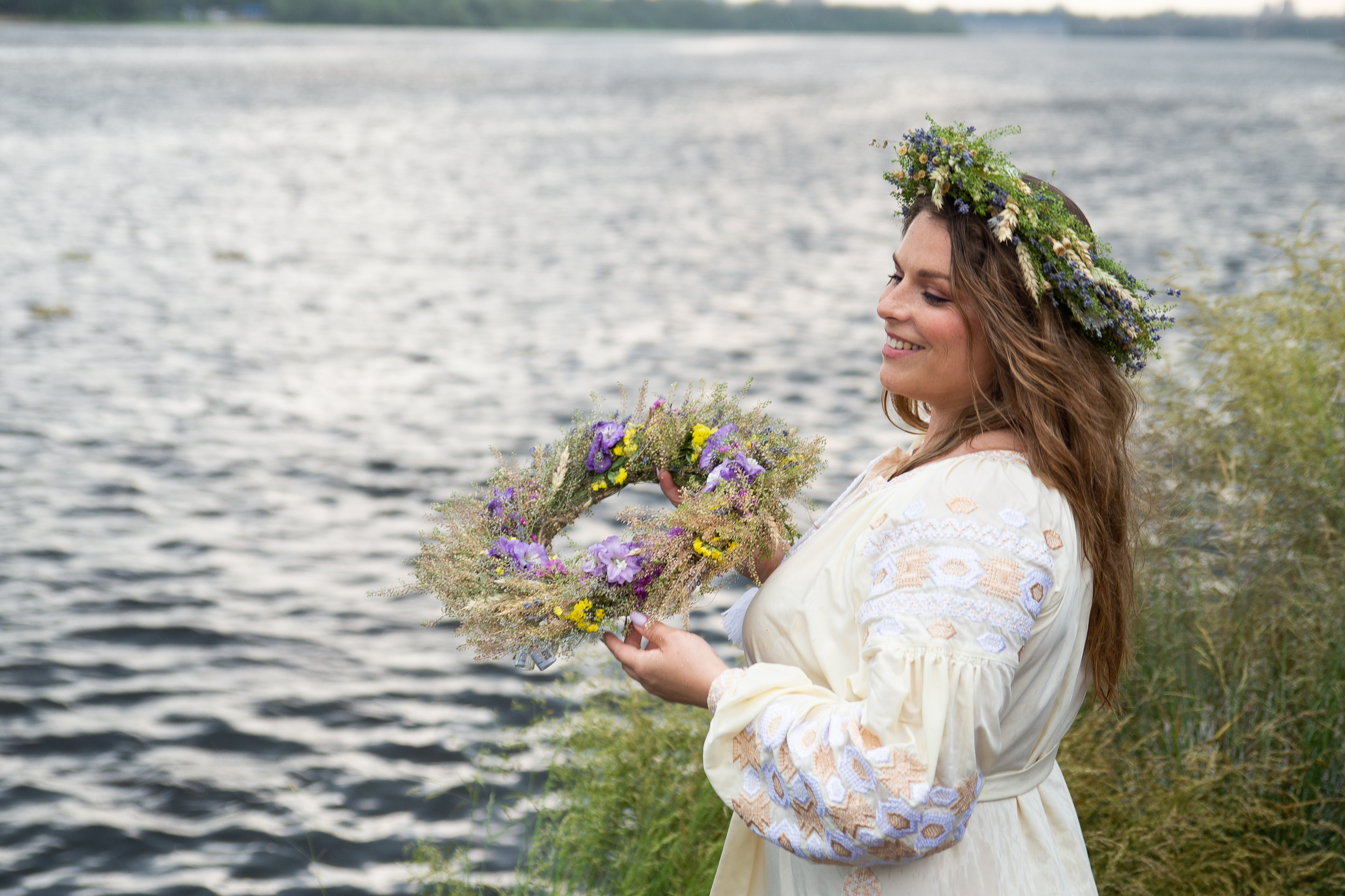 Неля Шовкопляс