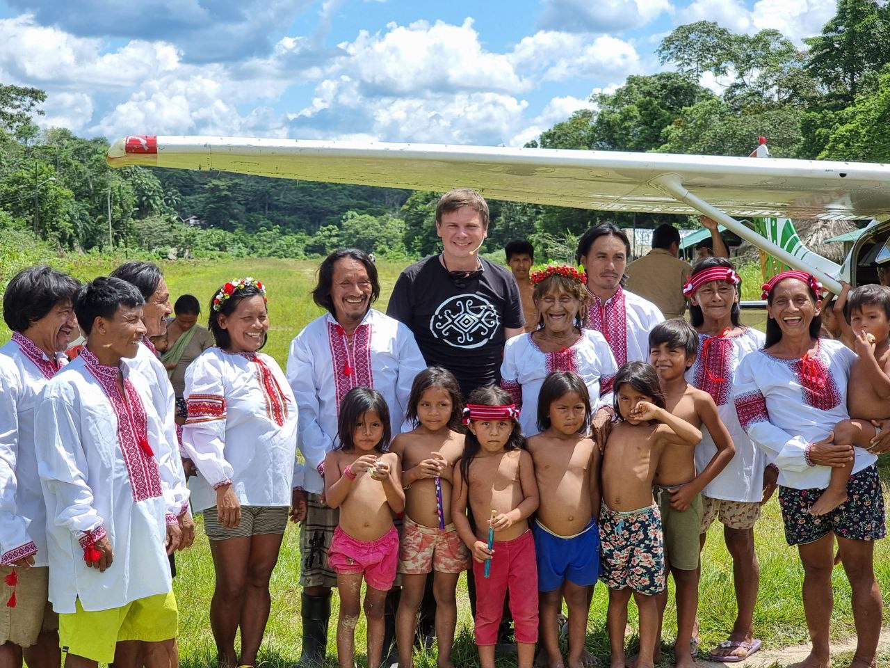 Мир наизнанку Комаров