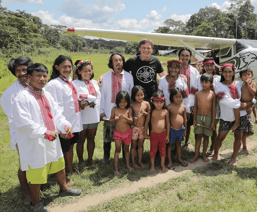 Світ навиворіт Комаров