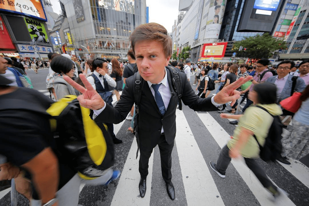 Світ навиворіт Комаров