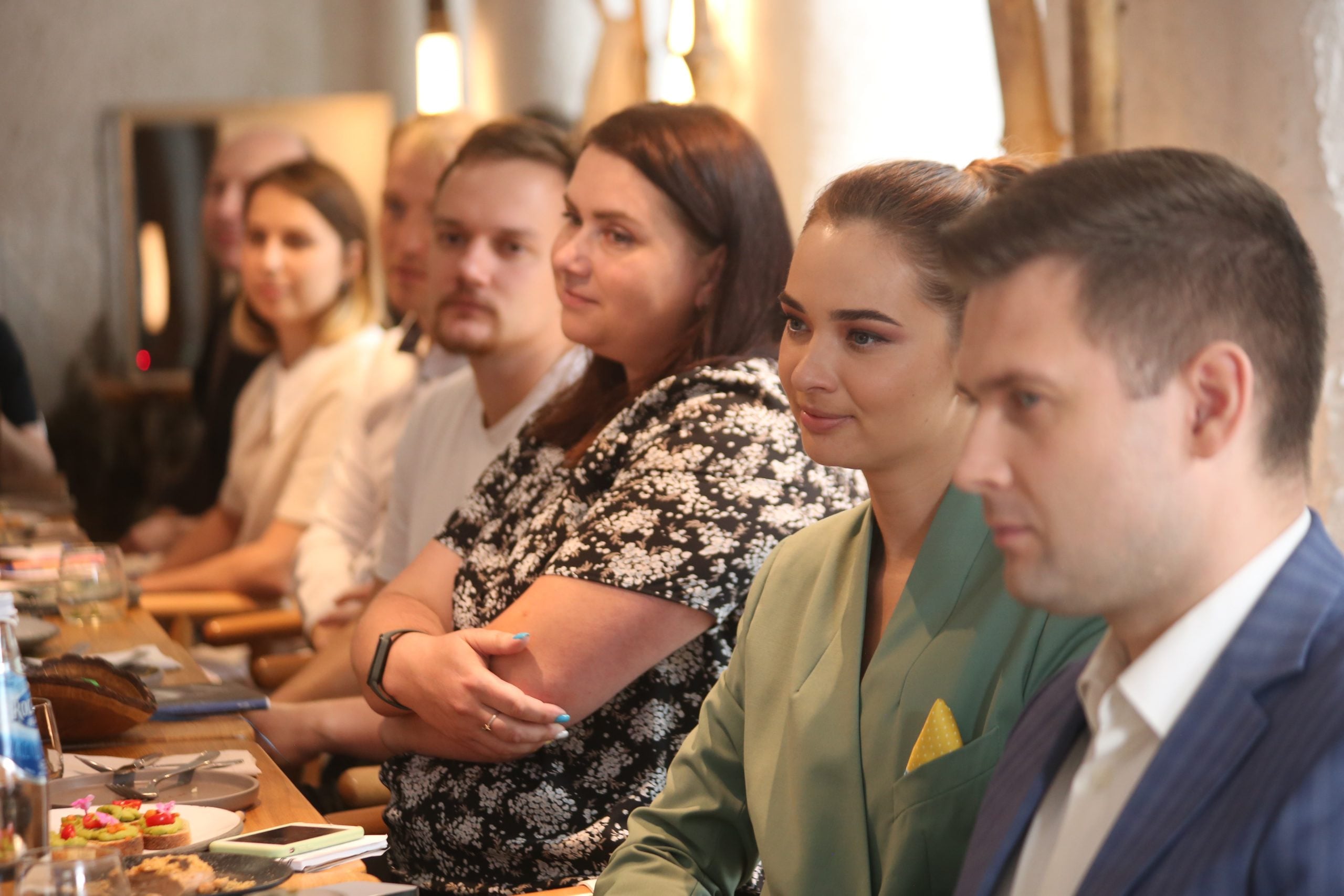 Островська