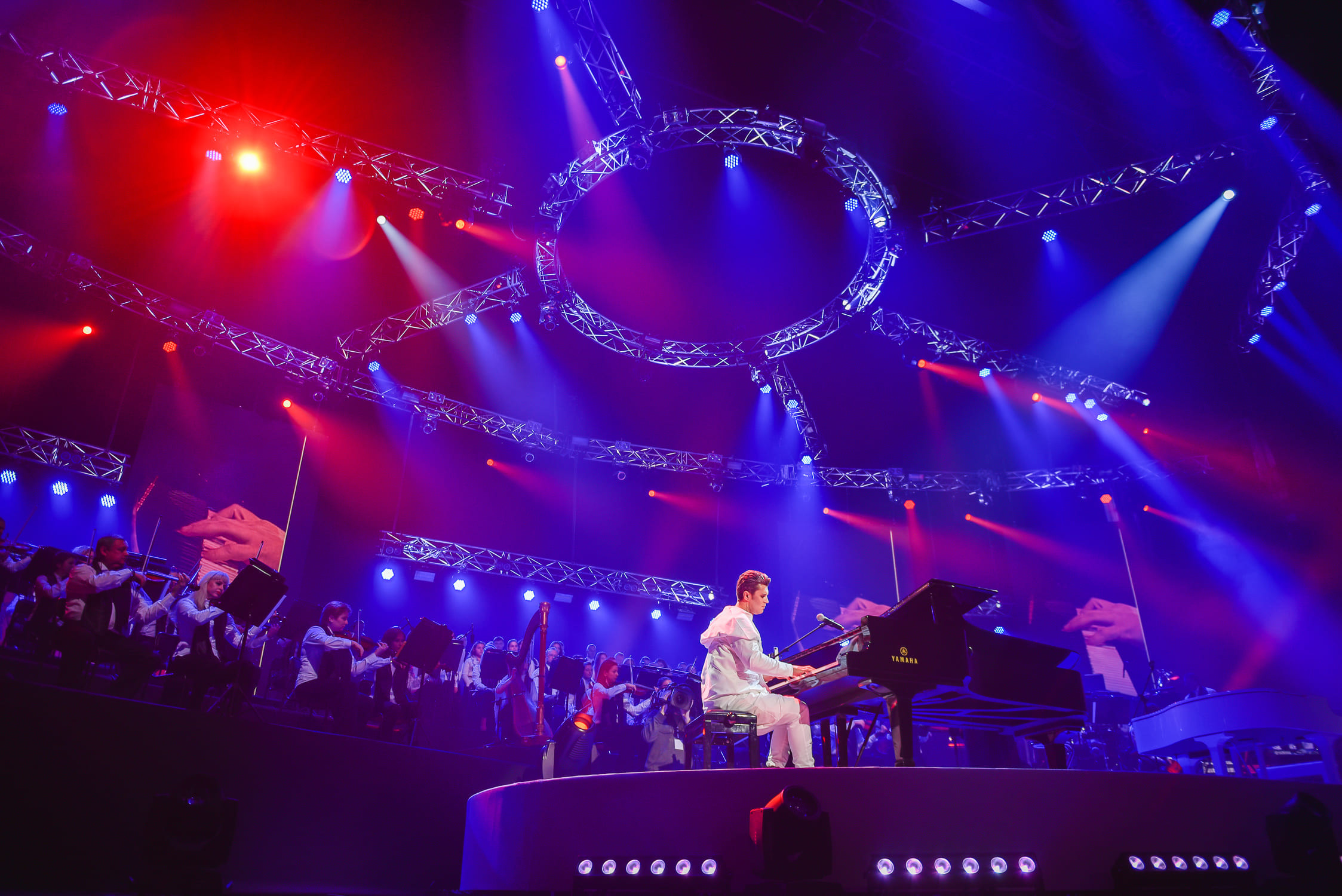 євген хмара