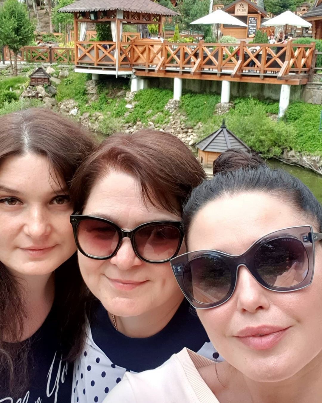 Барбир с маммой и сестрой