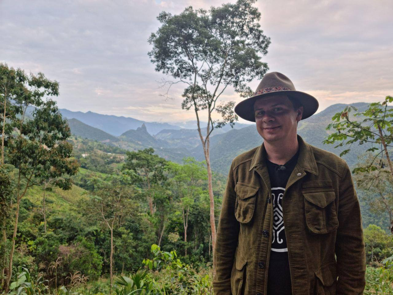 Дмитро Комаров фото