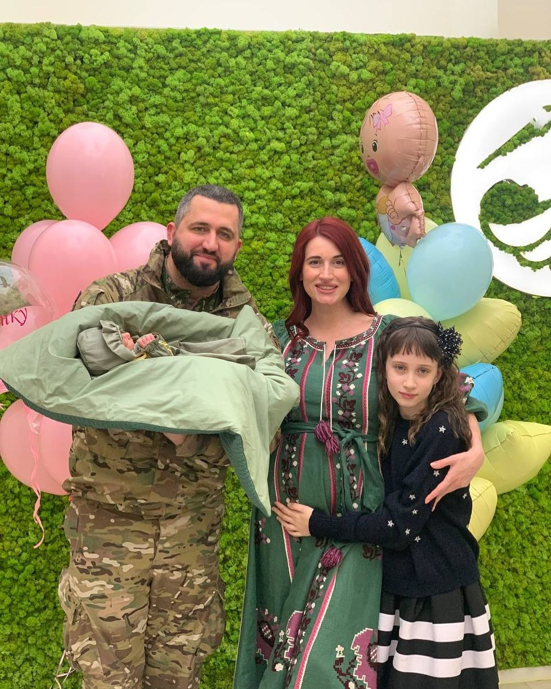 Євгенія Емеральд Сніданок з 1+1