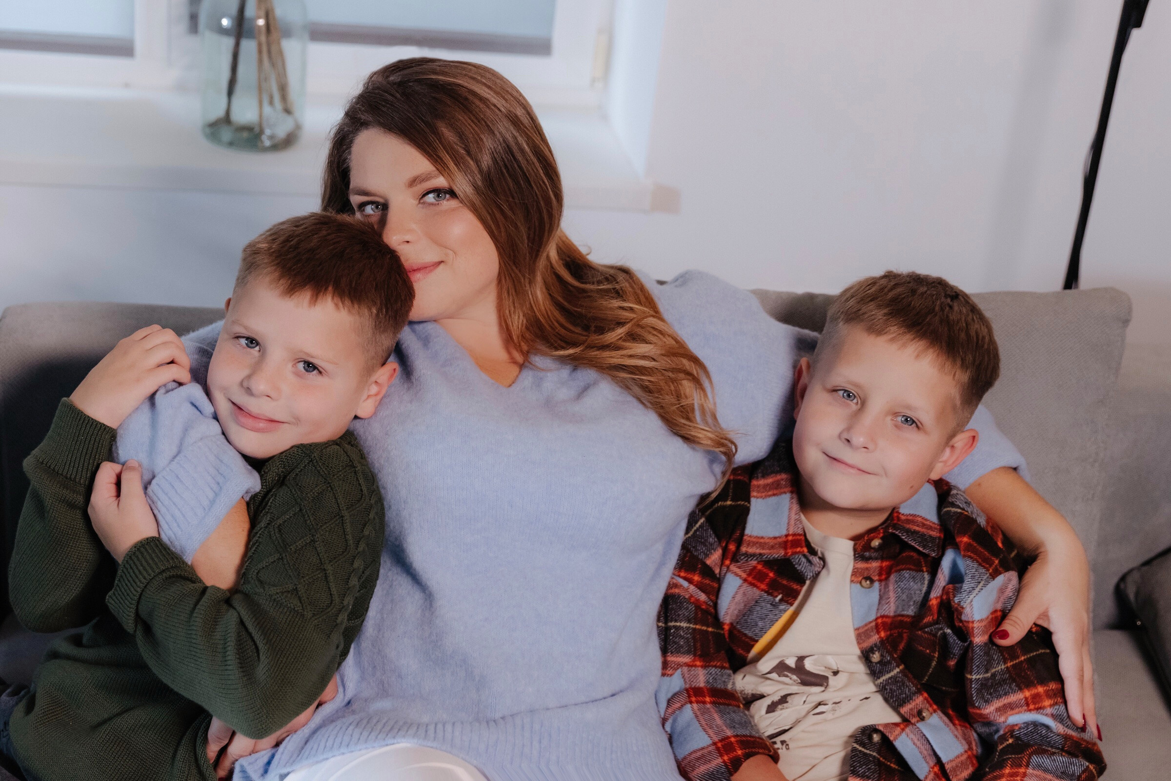 Неля Шовкопляс 1+1