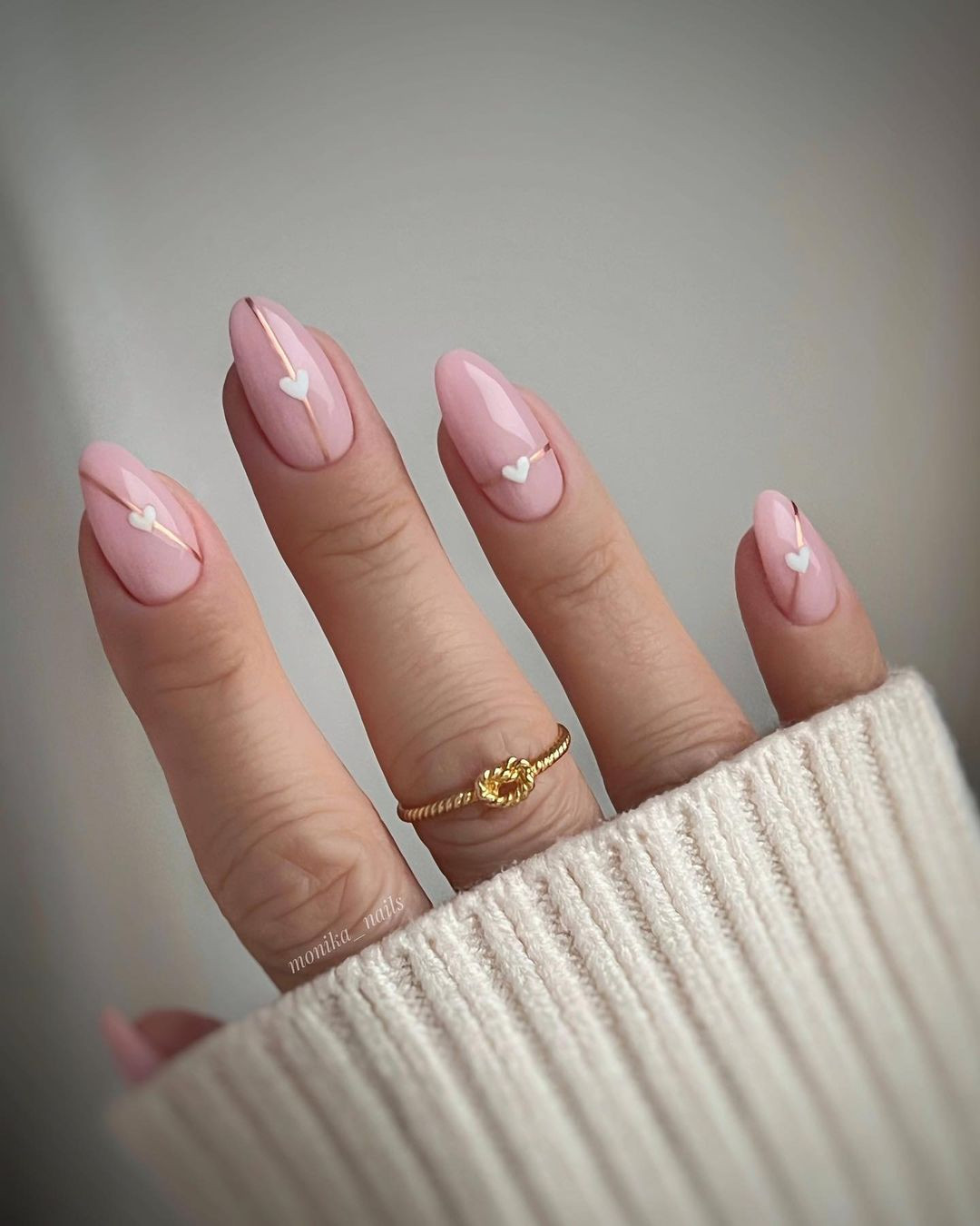 Идеи маникюра для Льва