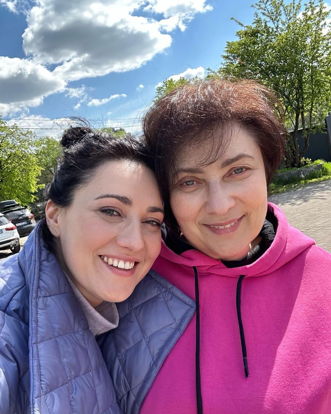 Соломія Вітвіцька з мамою Світланою 1+1