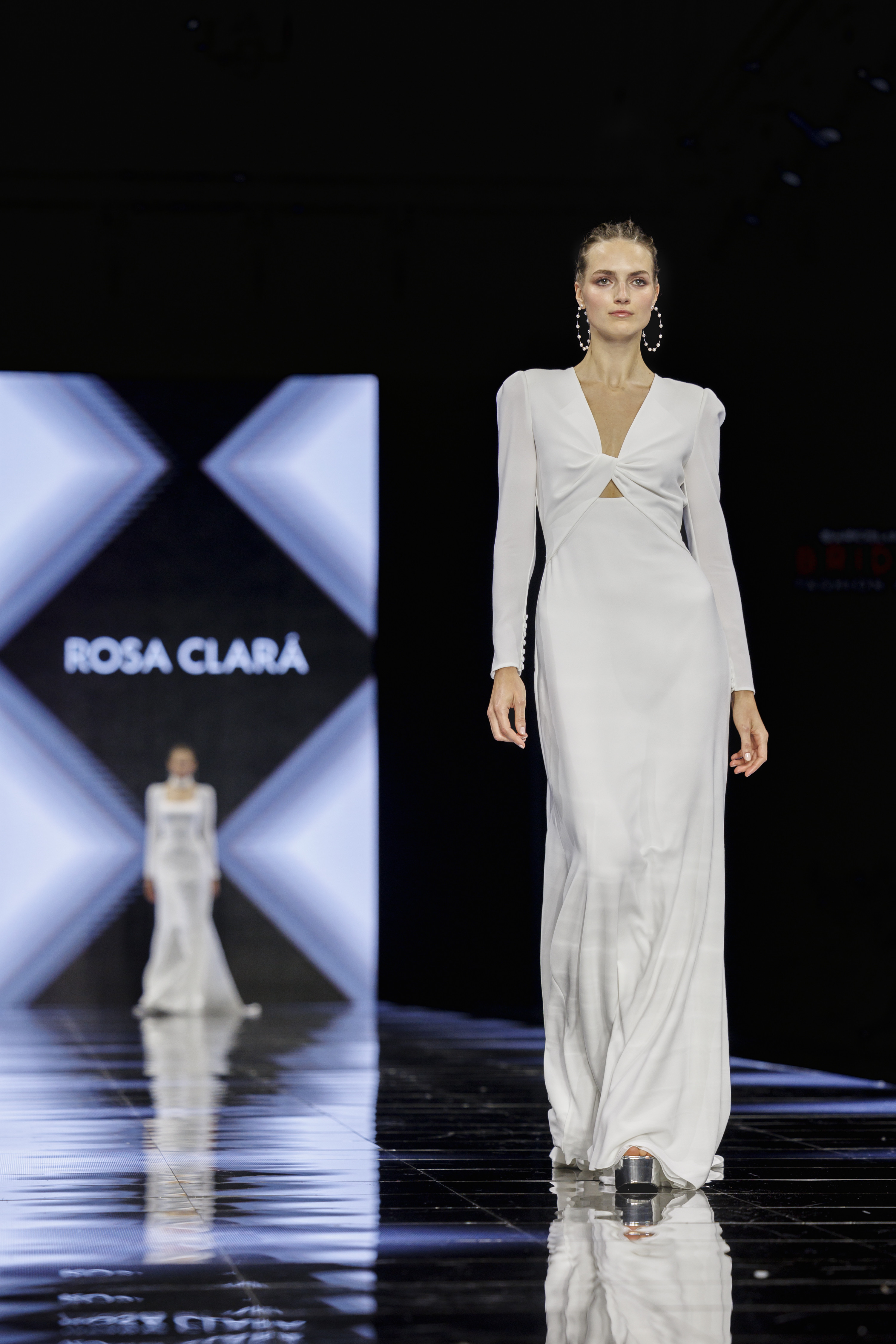 Свадебные платья 2023 - фото