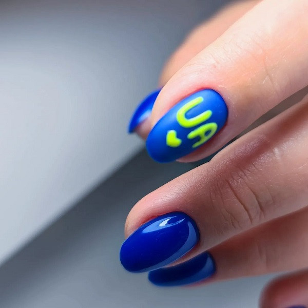 Манікюр в українському стилі - 1+1