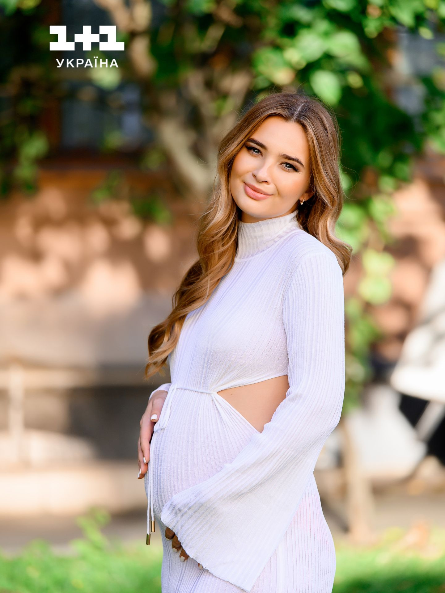 Вагітна Наталя Островська