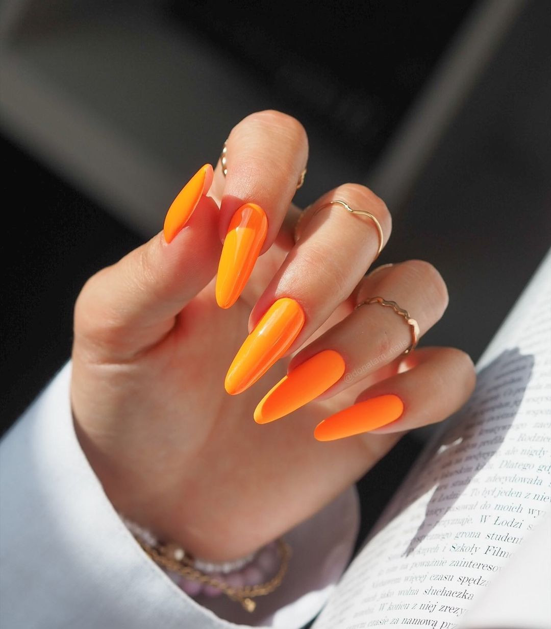 Манікюр на Хелловін 2023