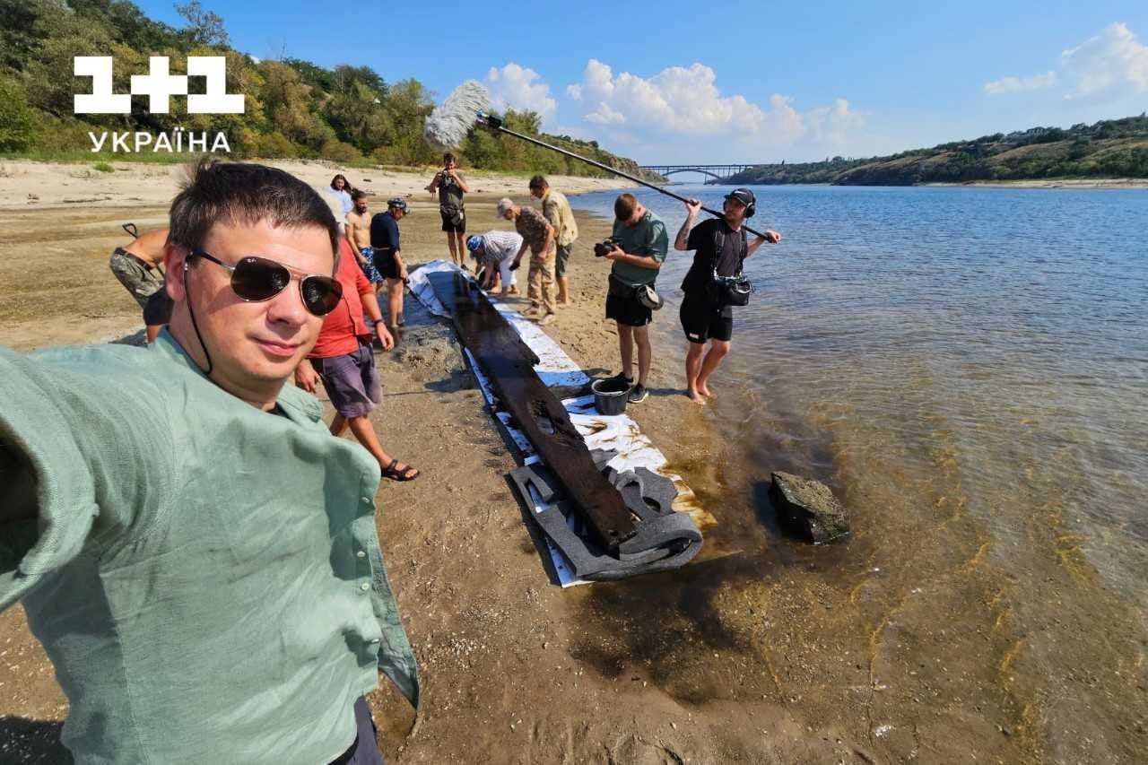 Дмитро Комаров "Світ Навиворіт. Україна"