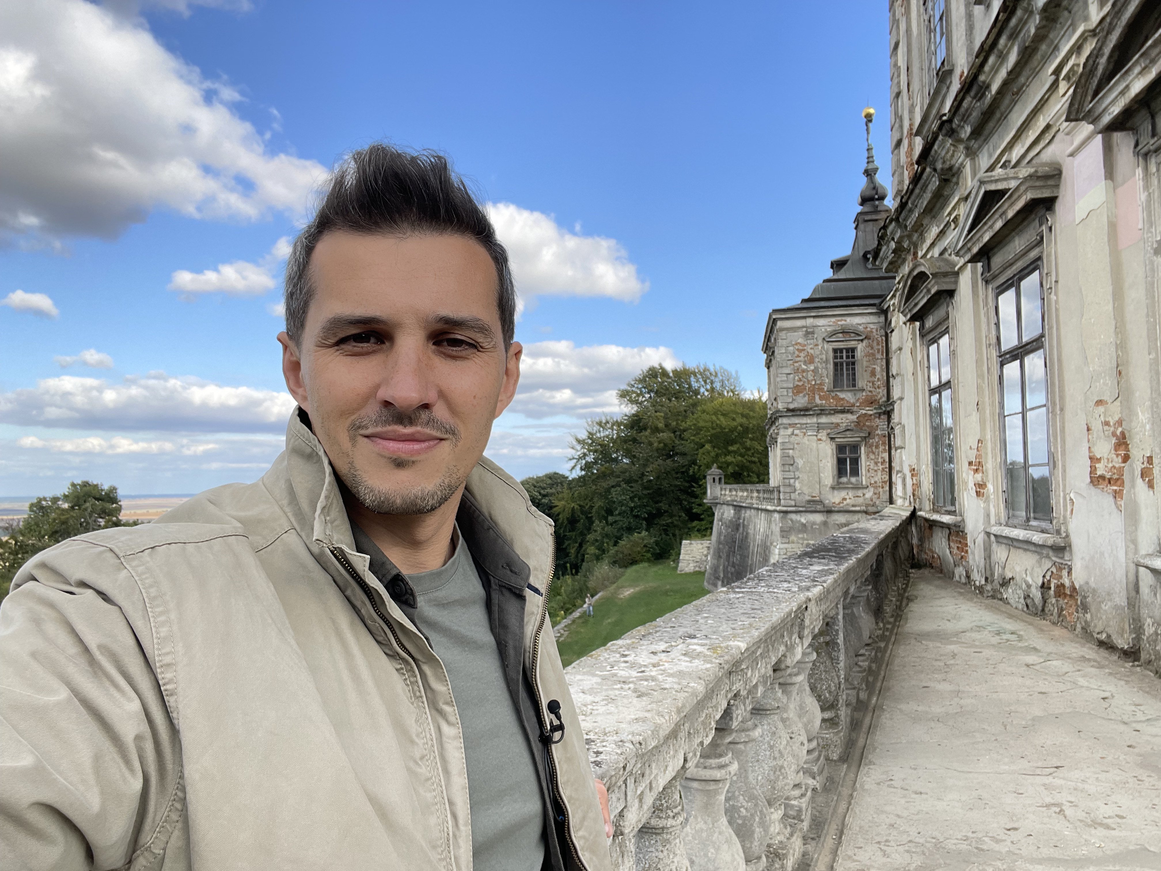 Ведучий і продюсер проєкту «Українські палаци. Золота доба» Акім Галімов