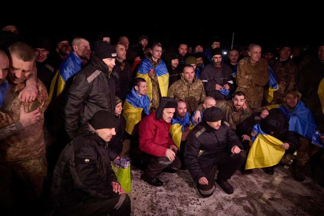 Українські захисники повернулися додому