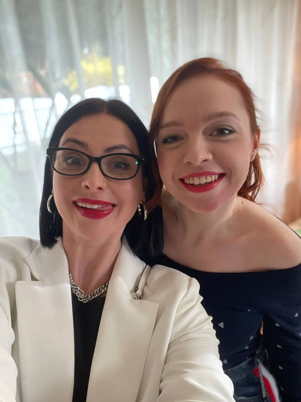 Валерія Ходос та Дар'я Пльондер