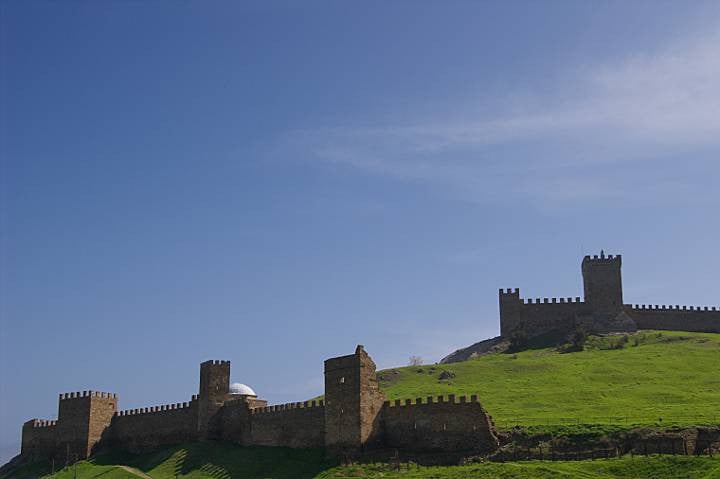 Генуезька фортеця