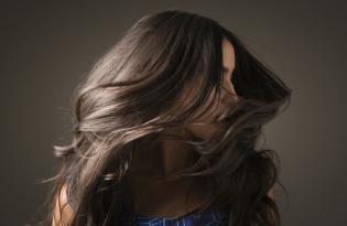 Не делайте этого: 5 вещей, которые вредят вашим волосам