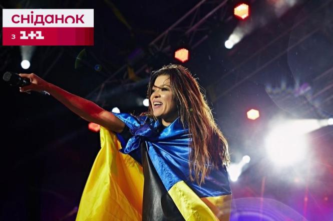 20 лет с первой победы на Евровидении: Руслана Лыжичко вспомнила, как потеряла голос перед выступлением и едва не разочаровала букмекеров.