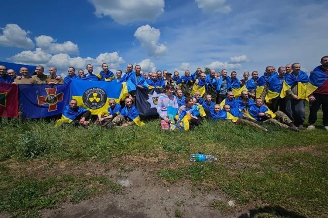 75 украинцев дома! Состоялся обмен пленными
