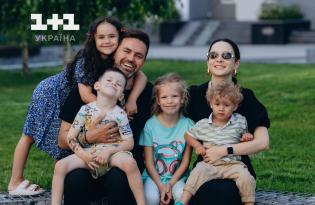 Тімур Мірошниченко та його дружина Інна зворушили сімейними кадрами з прийомною дочкою та розсекретили її ім'я - фото