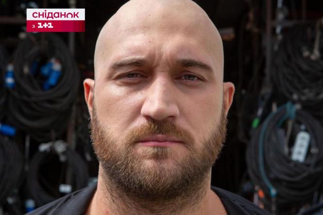Руслан Ханумак разгневал Сеть видео из США и постом на русском языке, в котором намекнул, что не вернется в Украину