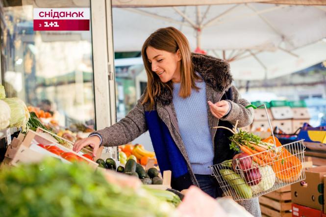 Скільки коштів українці витрачають на покупку продуктів: економісти відповіли