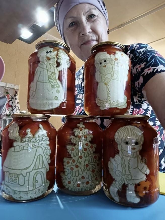 Фігурки з кабачків у консервації