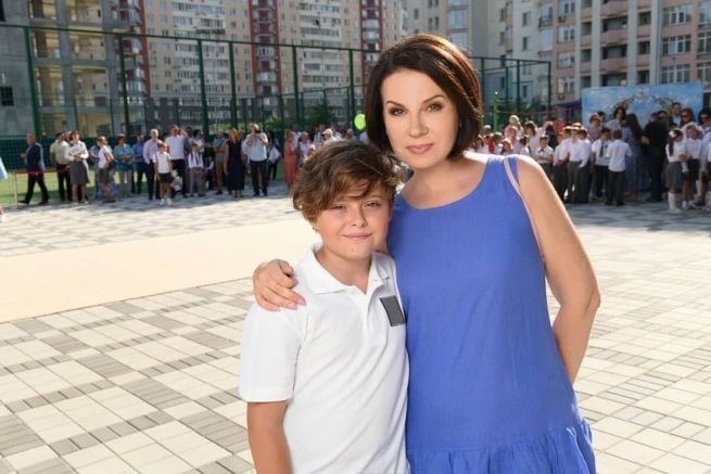 Алла Мазур з сином